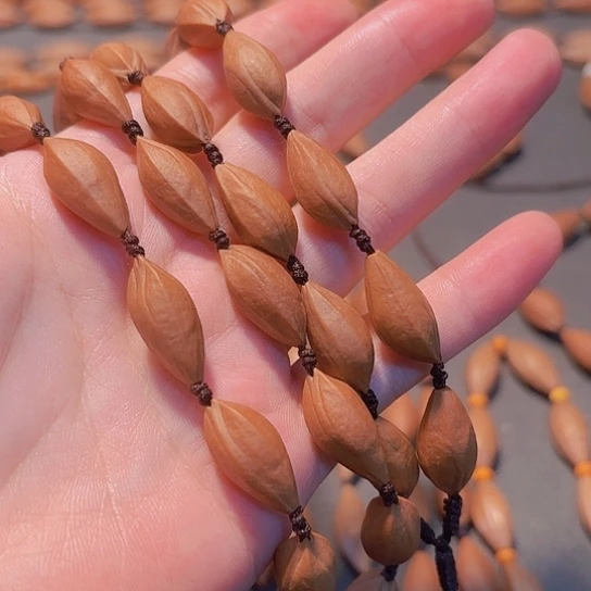 橄榄核手串/手链A****g0.9小瓜子脖挂