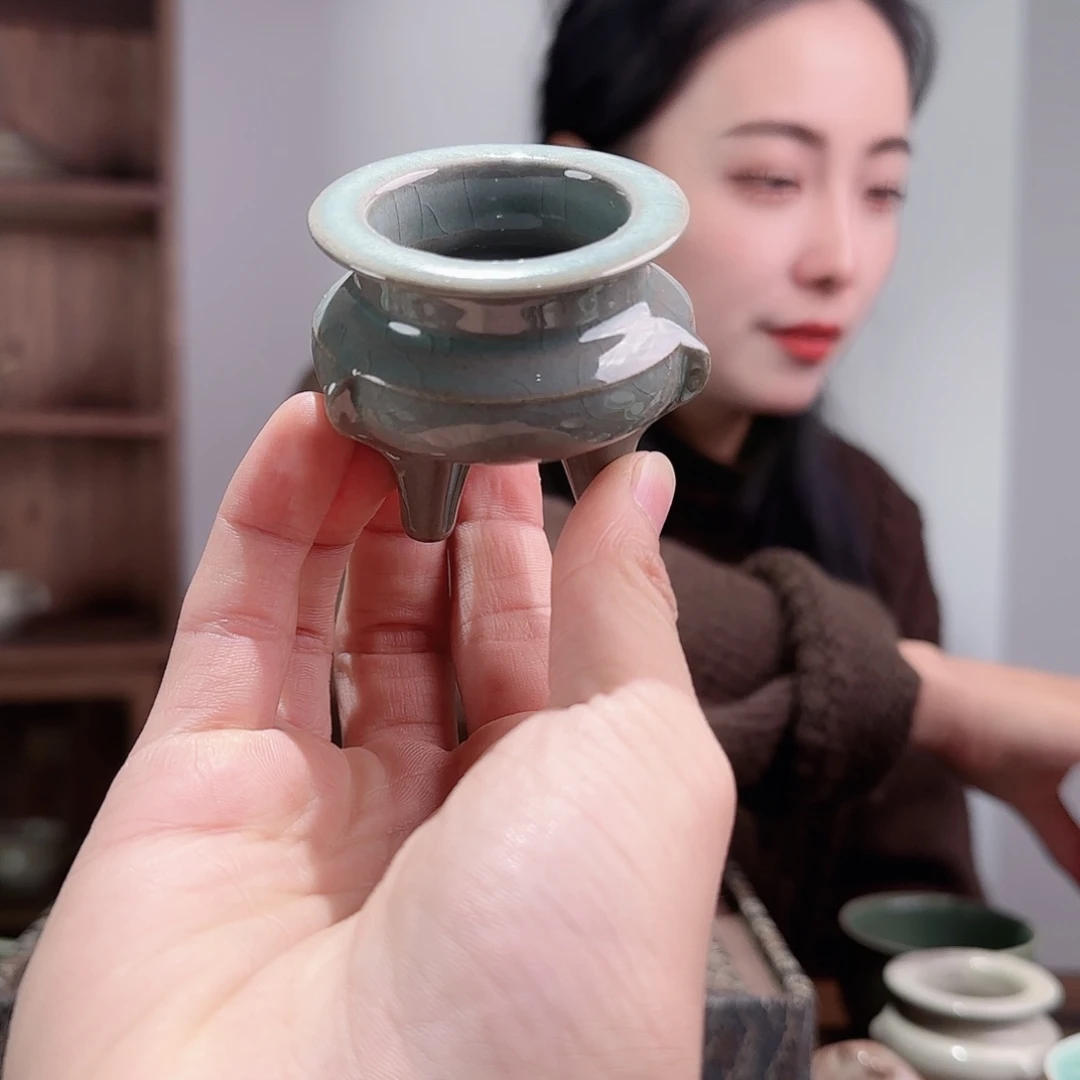 摆件瓷小鼎11111111