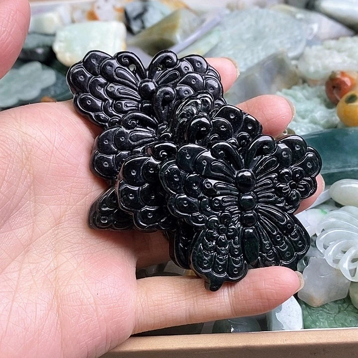 义***配翡翠未镶嵌颈饰天然翡翠