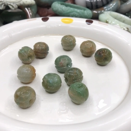 未镶嵌石英质玉珠宝半成品11