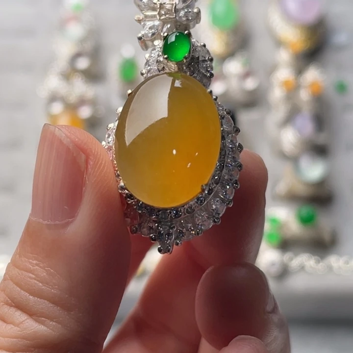 定制翡翠未镶嵌黄翡大蛋面