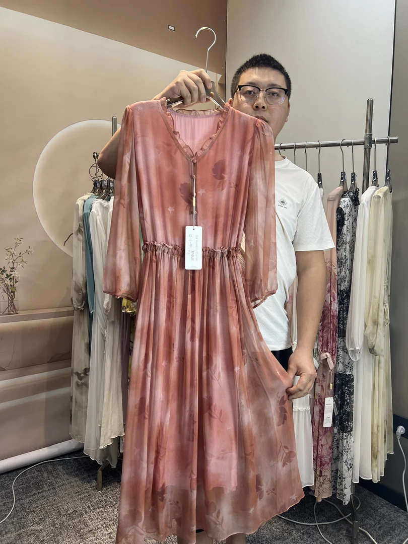 【8210-H15】100桑蚕丝荷叶领包扣连衣裙桑蚕丝纯色气质感连衣裙