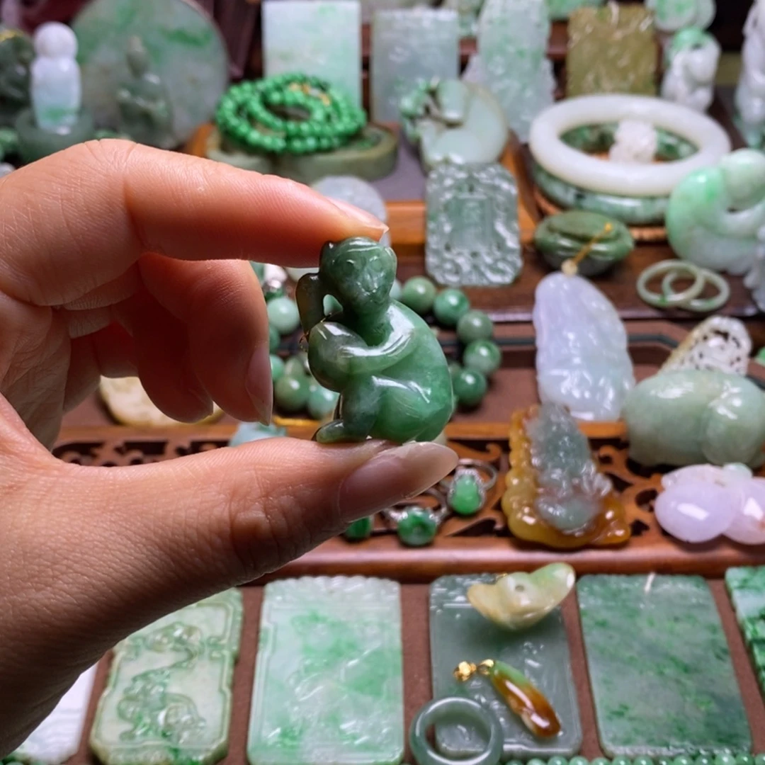 方***翡翠挂件未镶嵌111111111111111