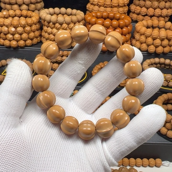 猴头核桃手串L**a龙岩鲨鱼