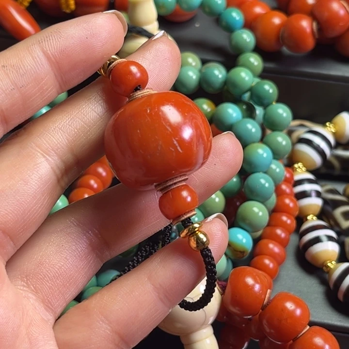 颈饰琉璃遇**秋琉璃…………..