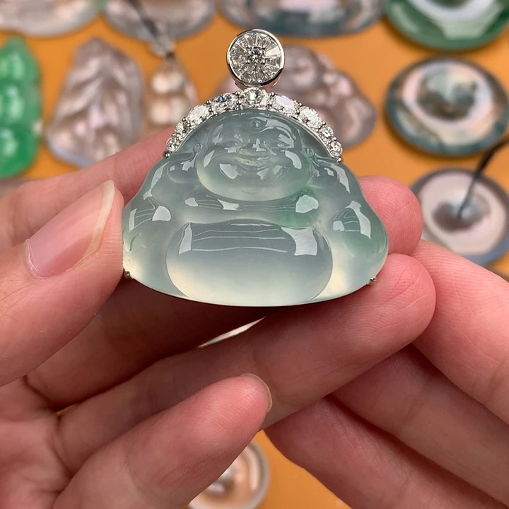 颈饰未镶嵌翡翠…..