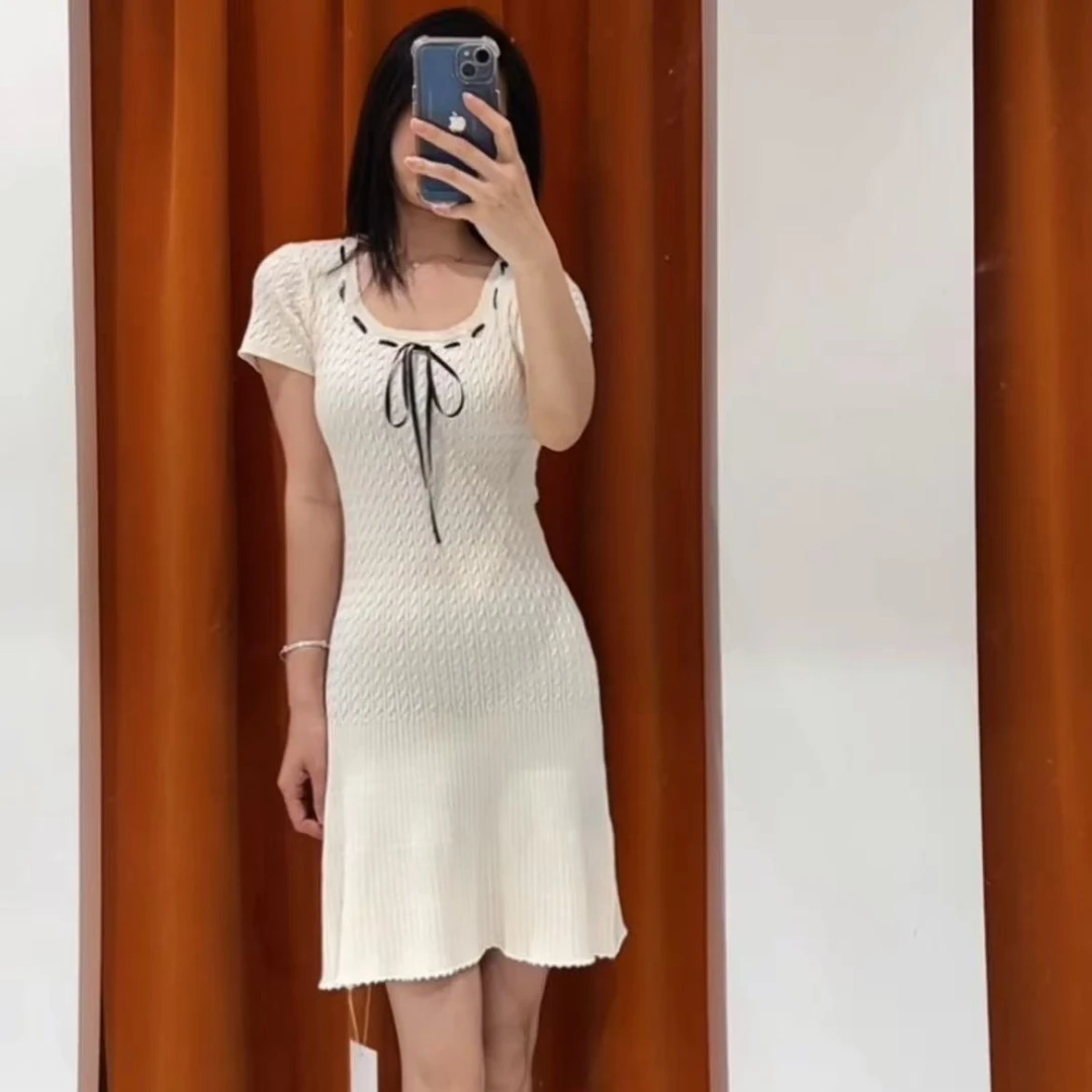 法式甜美高级设计感绑带方领连衣裙女收腰显瘦小香风A字短裙夏季