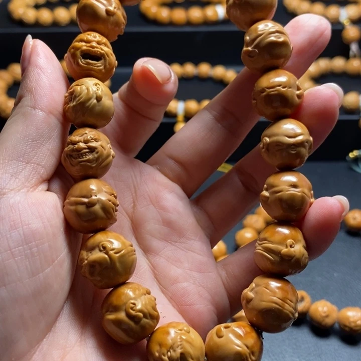 辉****手串猴头核桃恶僧手持