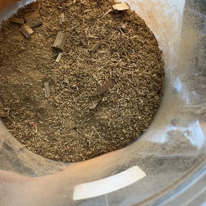 加里曼丹北部车珠粉15克 花香带凉 带奶香