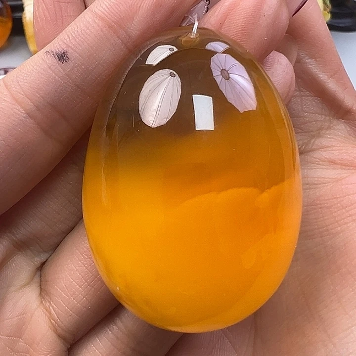蜜蜡未镶嵌珠宝奇石