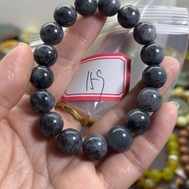 蛇纹石玉未镶嵌手链