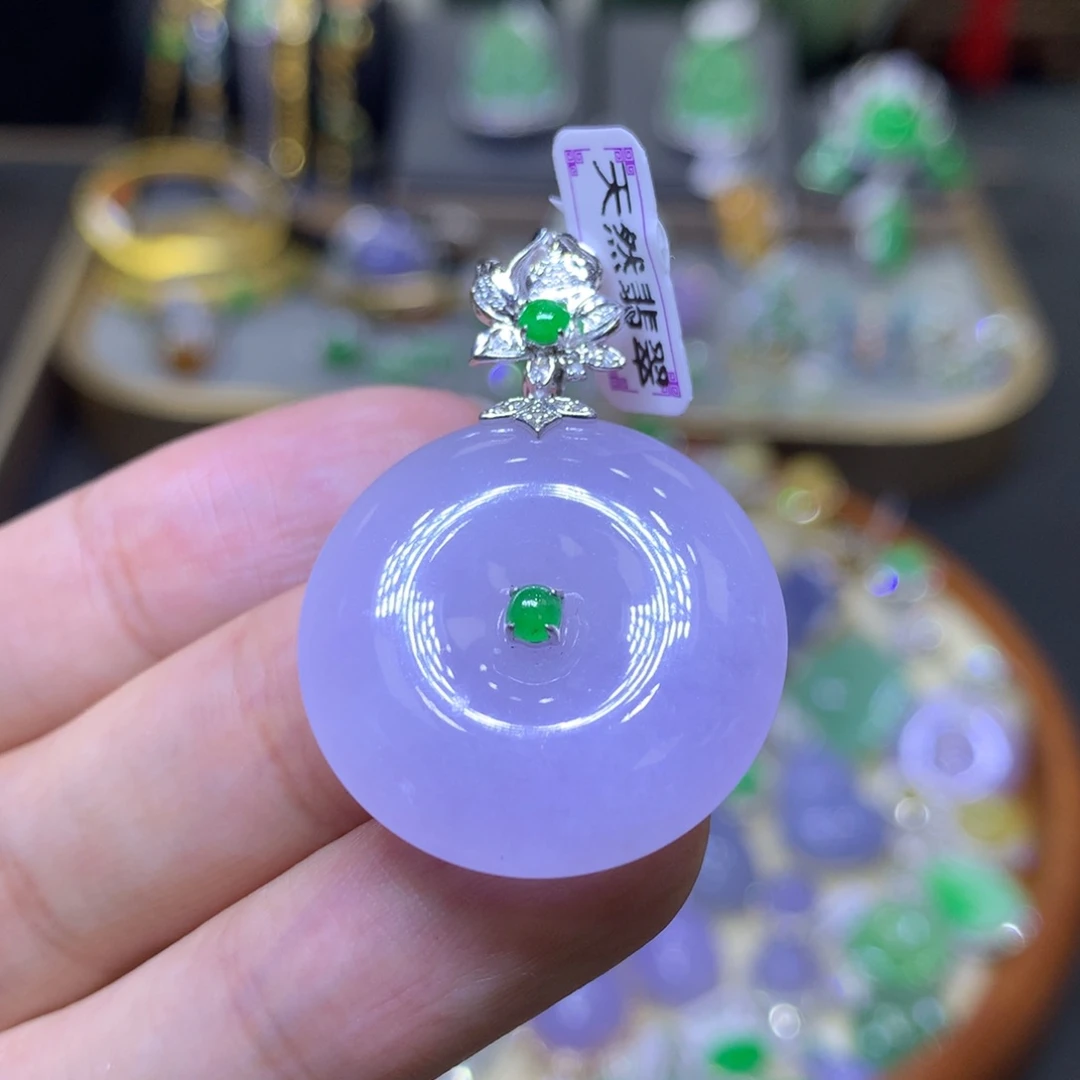 翡翠18K金镶嵌颈饰翡翠吊坠项链