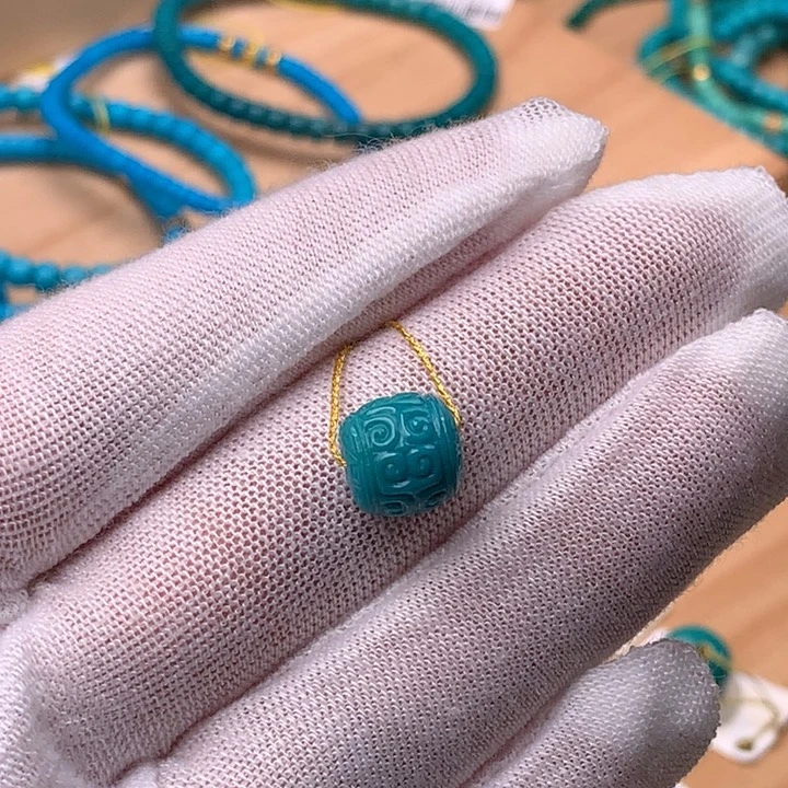 未镶嵌绿松石珠宝奇石