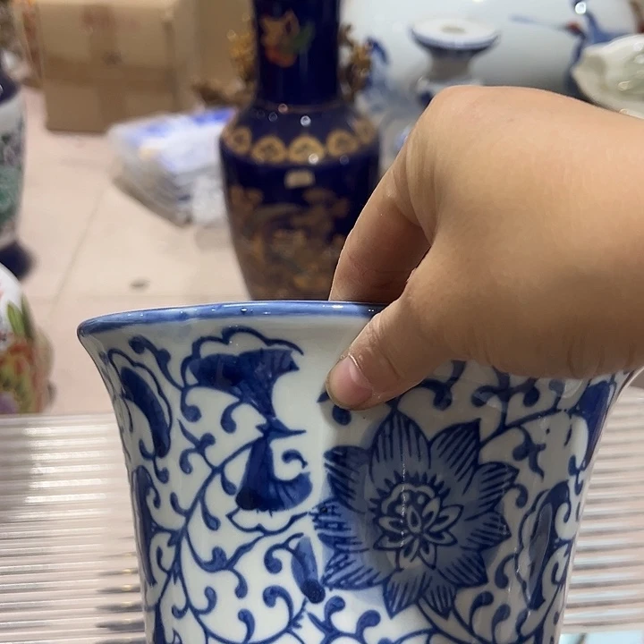 瓷片瑕。。。，。。。。。。。。。。