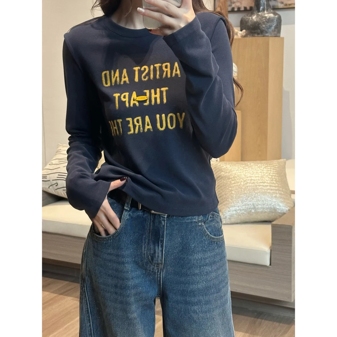 韩系减龄INS风上衣女2025秋季新款休闲百搭显瘦圆领打底衫字母T恤