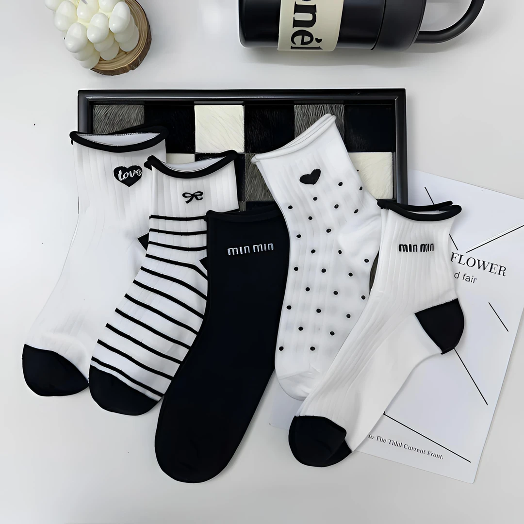 卷边黑白色M系减龄波点条纹中筒袜春夏薄款网红ins运动风百搭潮袜