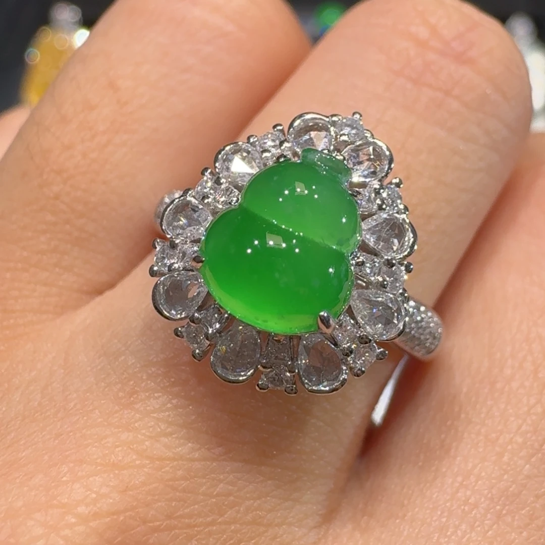 翡翠18K金镶嵌戒指收到货48小时鉴赏期