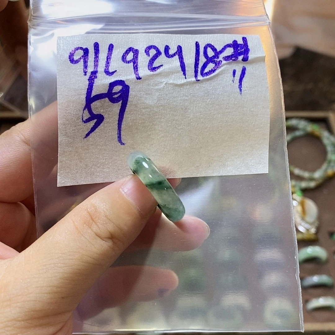 未镶嵌定制翡翠?**?
