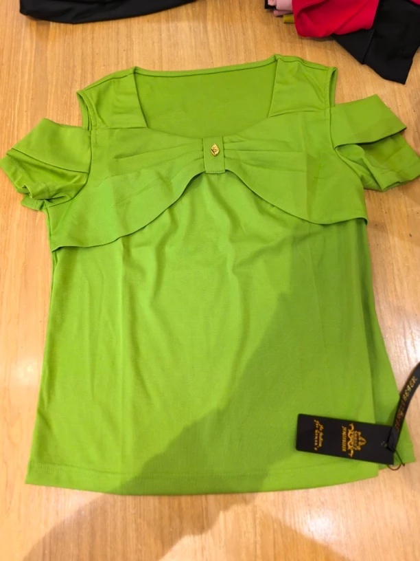 NO退修身型露肩拼接圆领少女风T恤女款006301