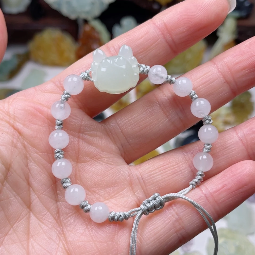 蛇纹石玉颈饰未镶嵌