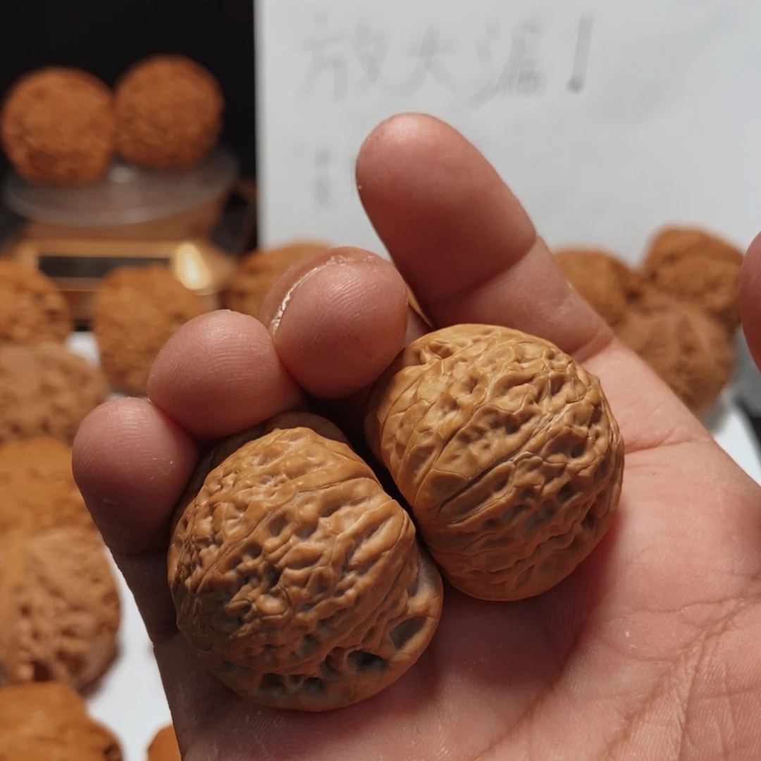 文玩核桃吊坠北*.铁锤