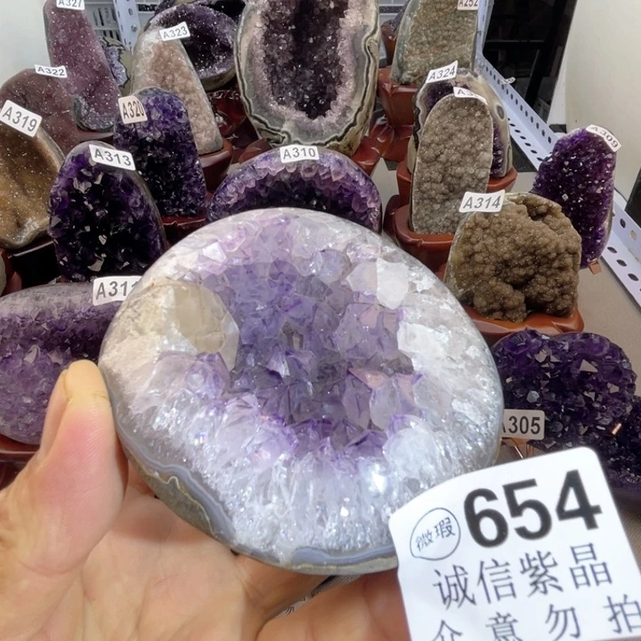 未镶嵌大型摆件（非配饰）水晶