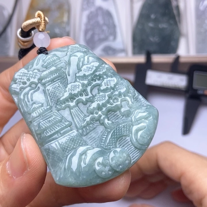 翡翠未镶嵌颈饰翡翠