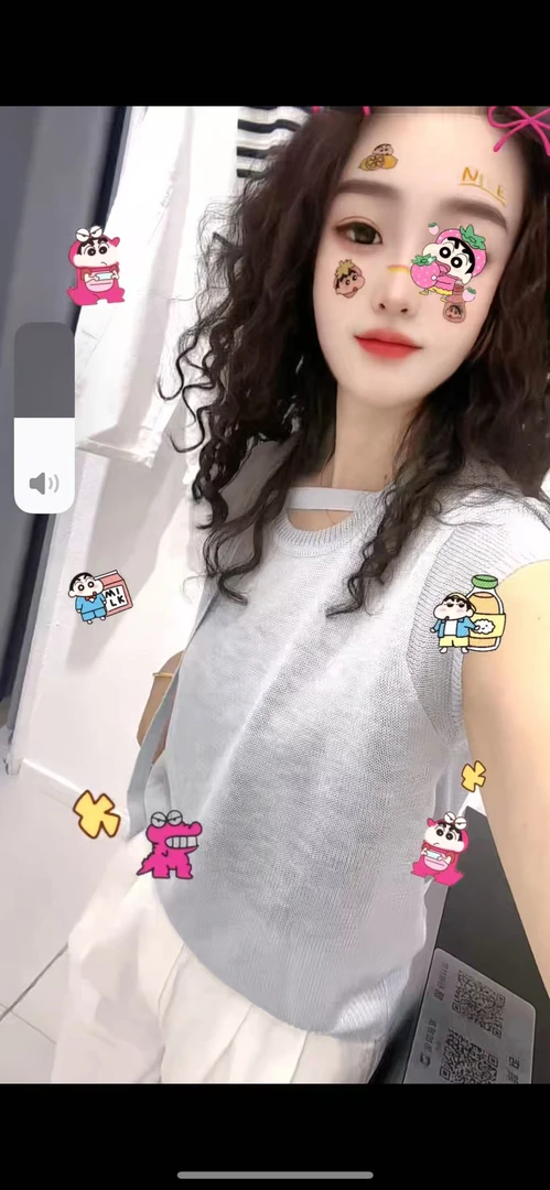 青青家 领口带子针织衫