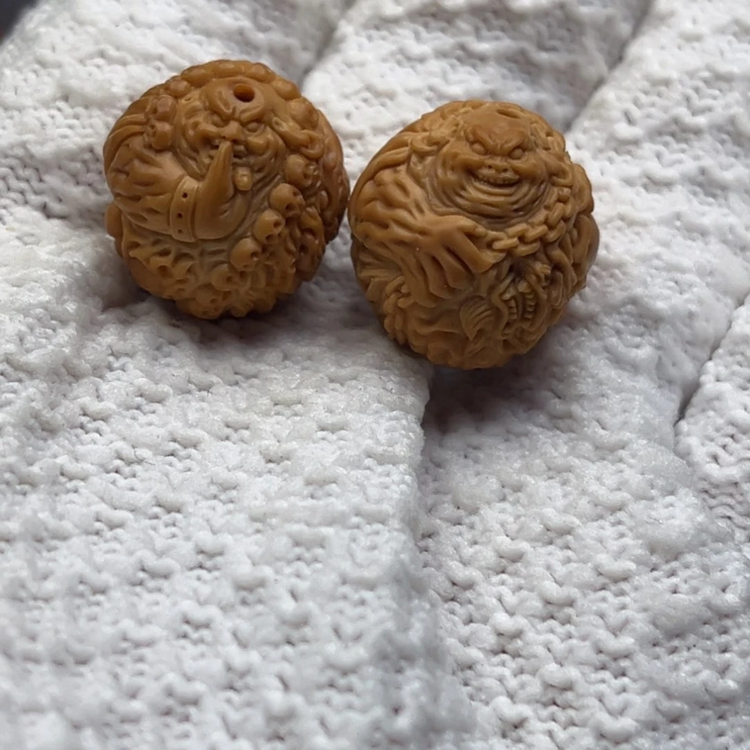 咗****吊坠猴头核桃锁龙 骷髅恶僧