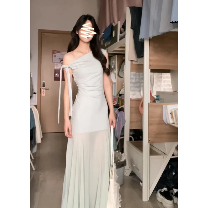 设计感连衣裙女2025夏季新款法式气质露肩系带中长款拼接网纱裙子