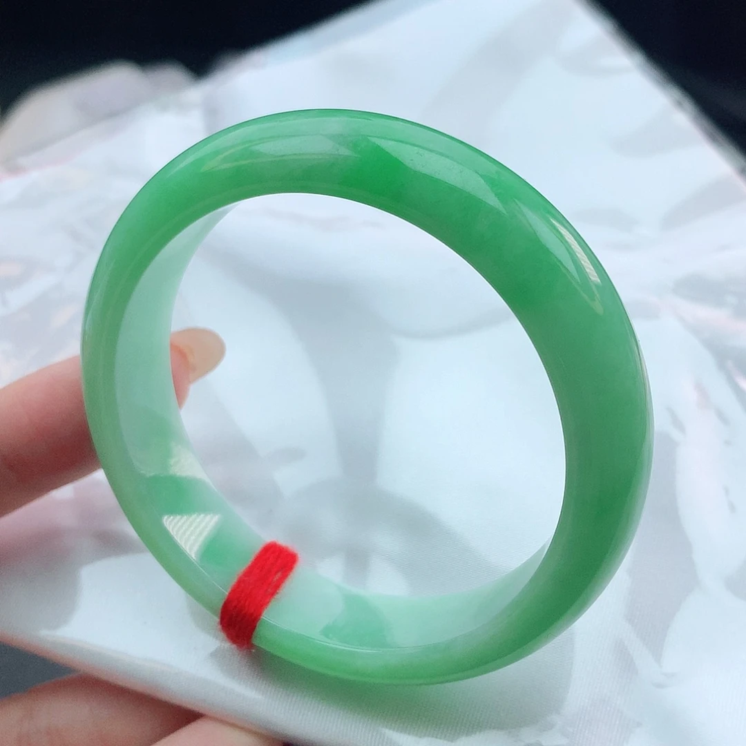 翡翠手镯未镶嵌53圈口882460