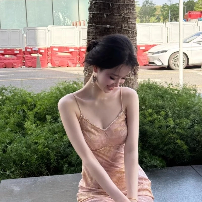 宴会慵懒纯欲裙子法式小众风格设计感礼服裙雪纺女生韩系沙滩裙