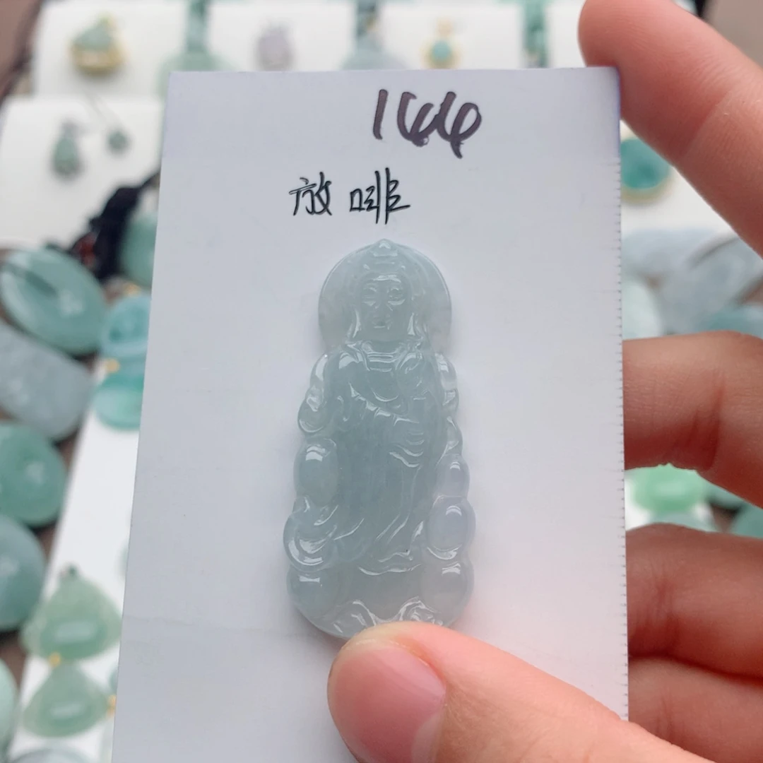 翡翠未镶嵌颈饰眉****肤吊坠