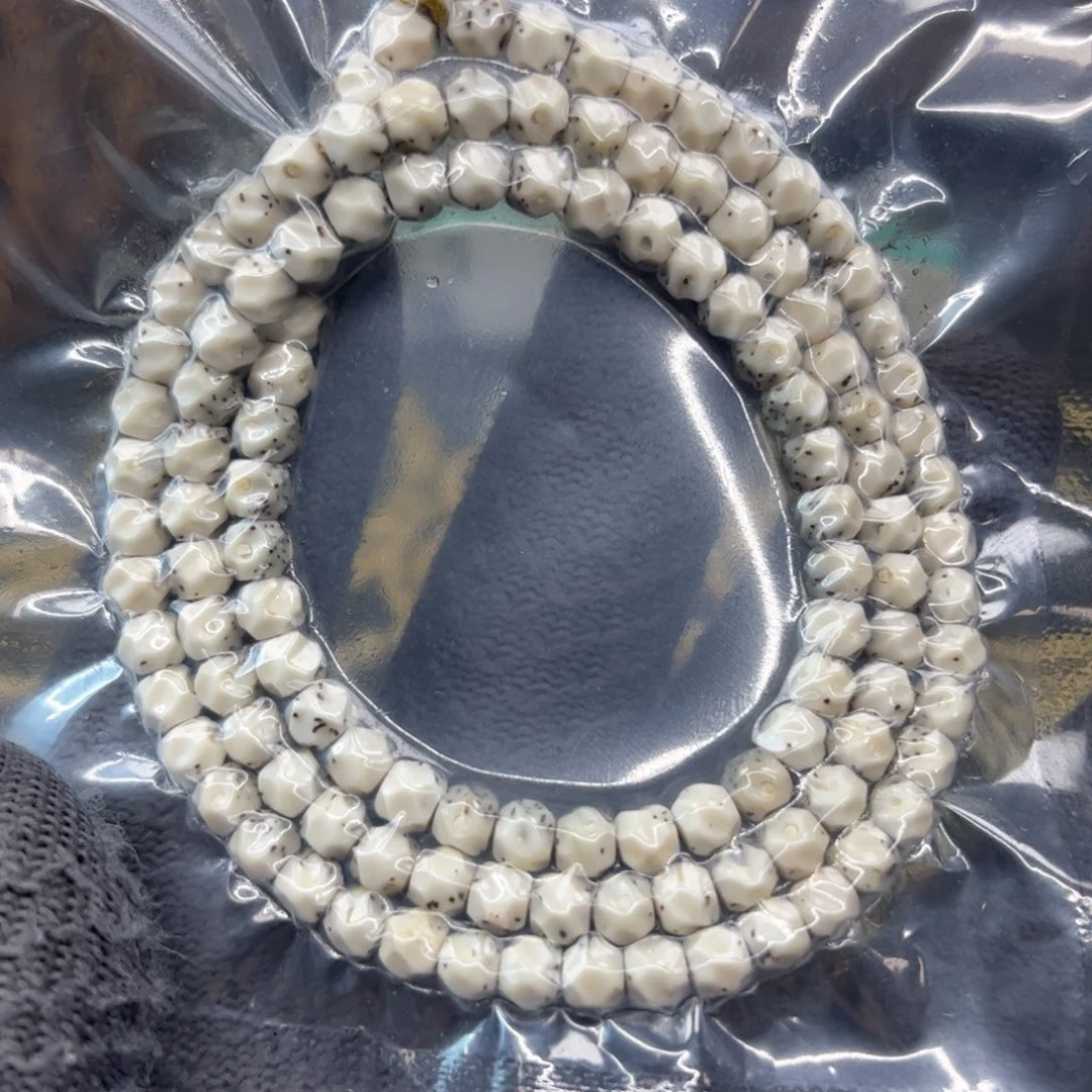 L***生星月菩提手串6✖️5手雕无相 半壁留白 108