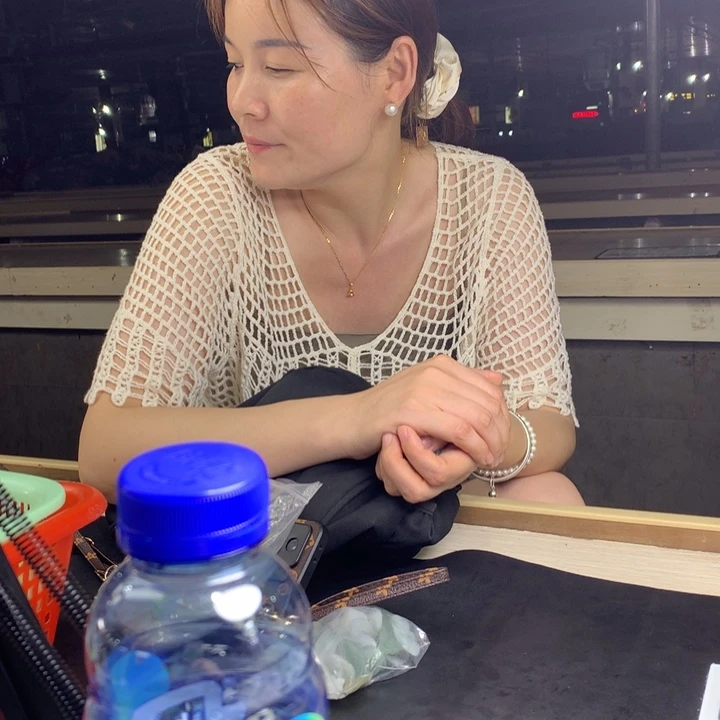 定制翡翠未镶嵌可***G