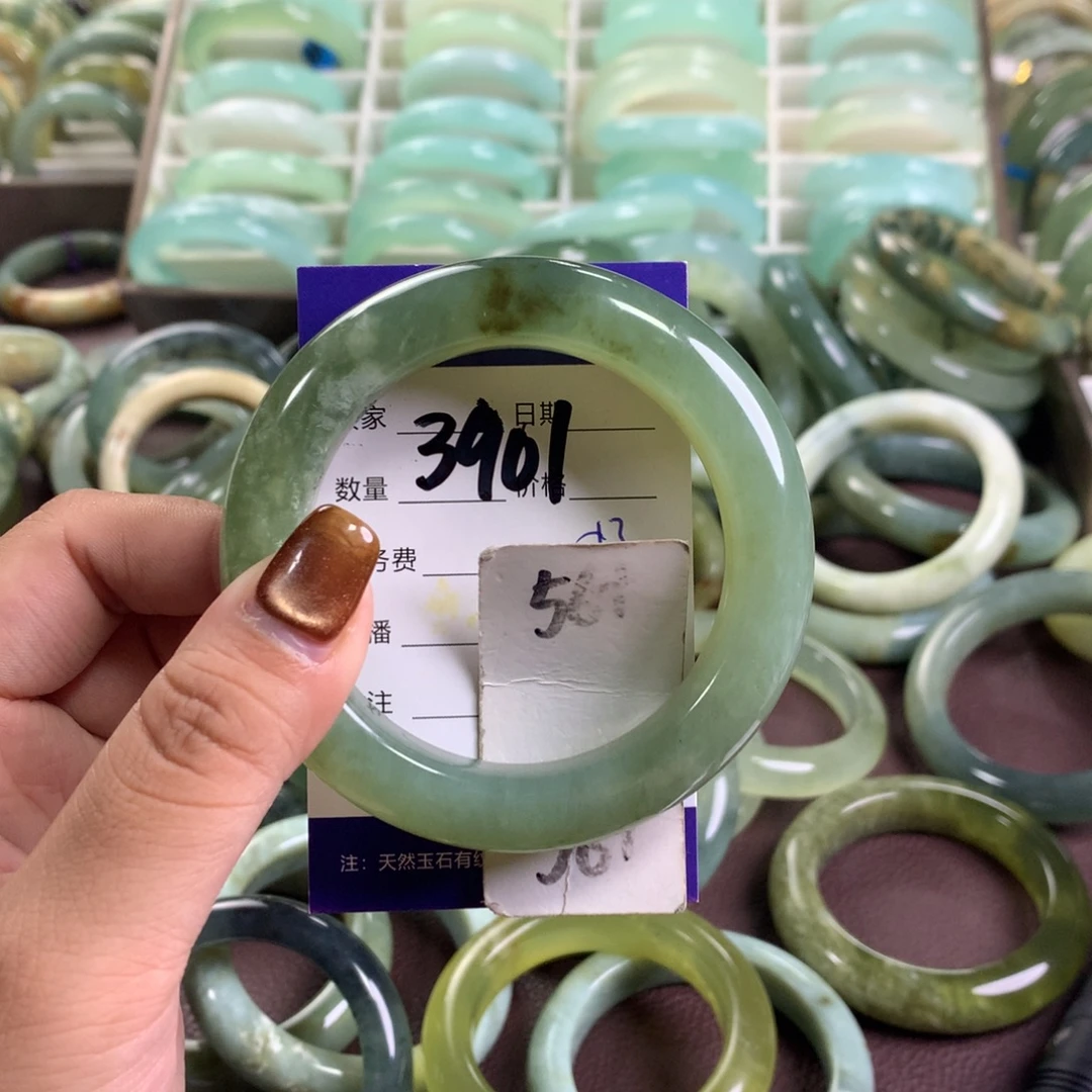 未镶嵌蛇纹石玉手镯3901
