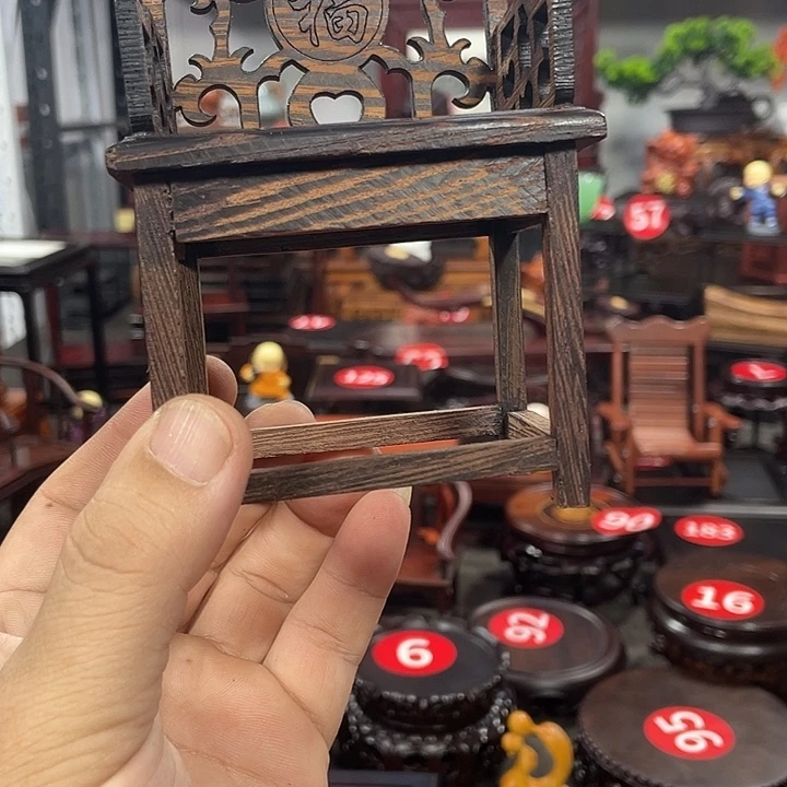 琉璃手工艺品红木底座工艺品