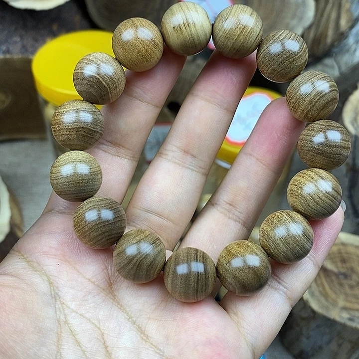 梦***涛檀香木檀香木1.5圆珠