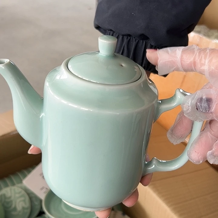 青瓷小米茶器龙泉青瓷