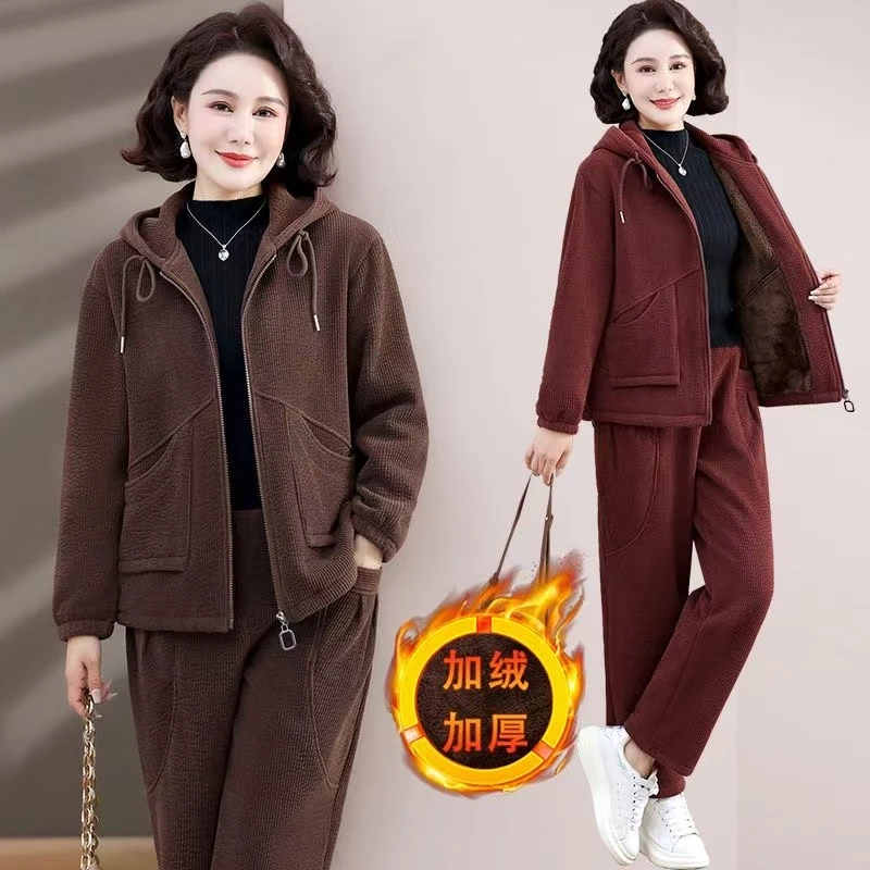 时尚妈妈装冬季连帽套装加绒加厚2025冬季新款中老年女装两件套