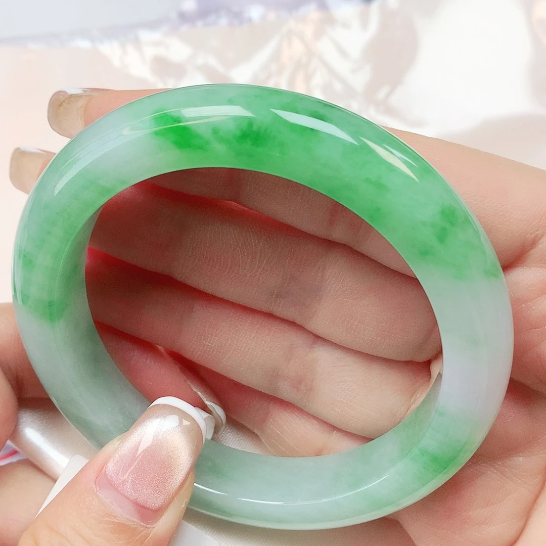 未镶嵌手镯翡翠抖音300