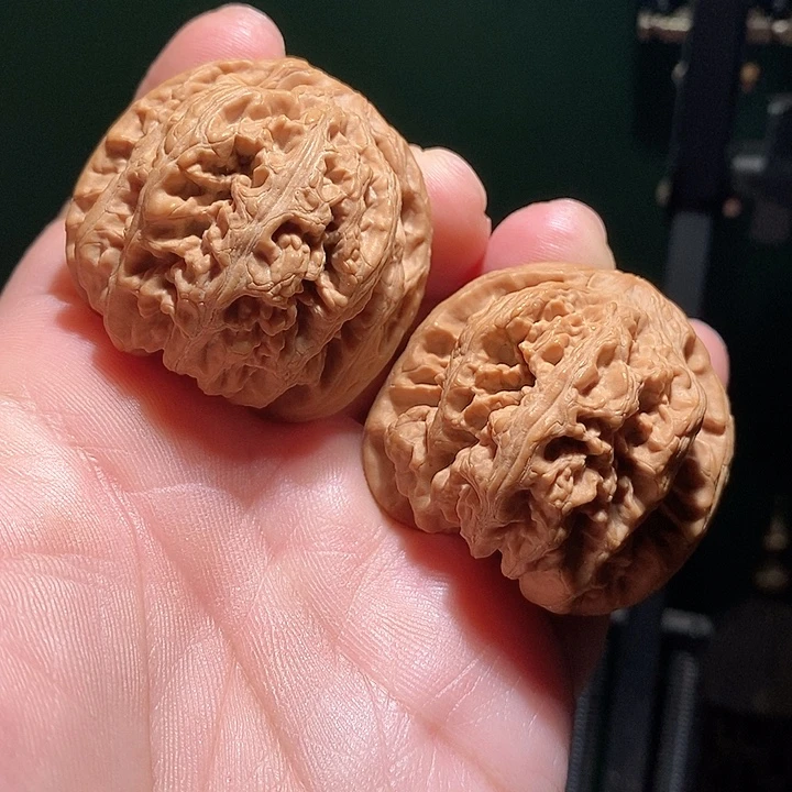 文玩核桃把件42大粗筋全品