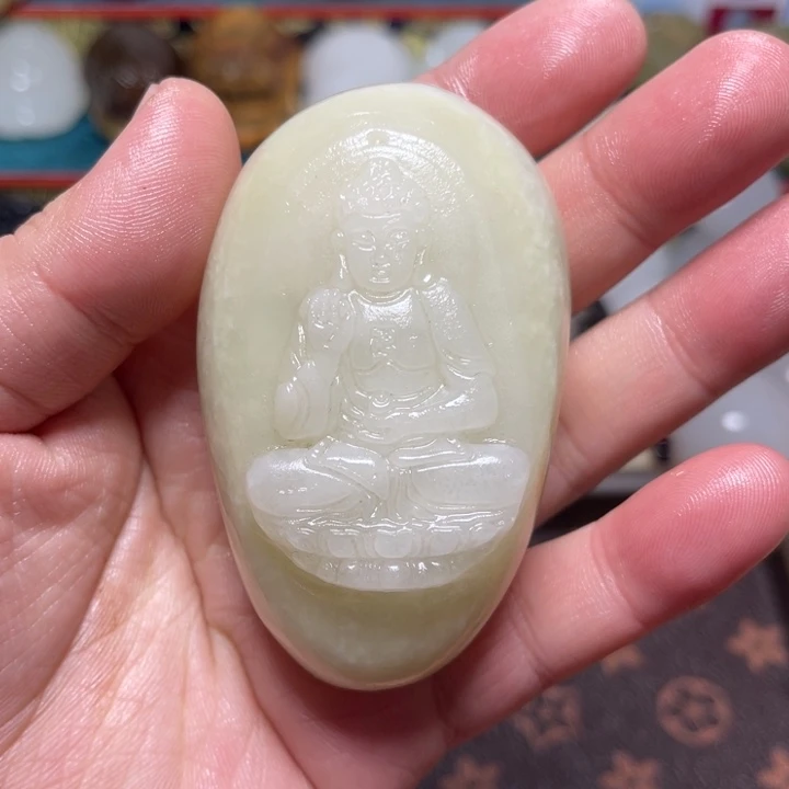 Z***h石材天然方解石手把件不退换