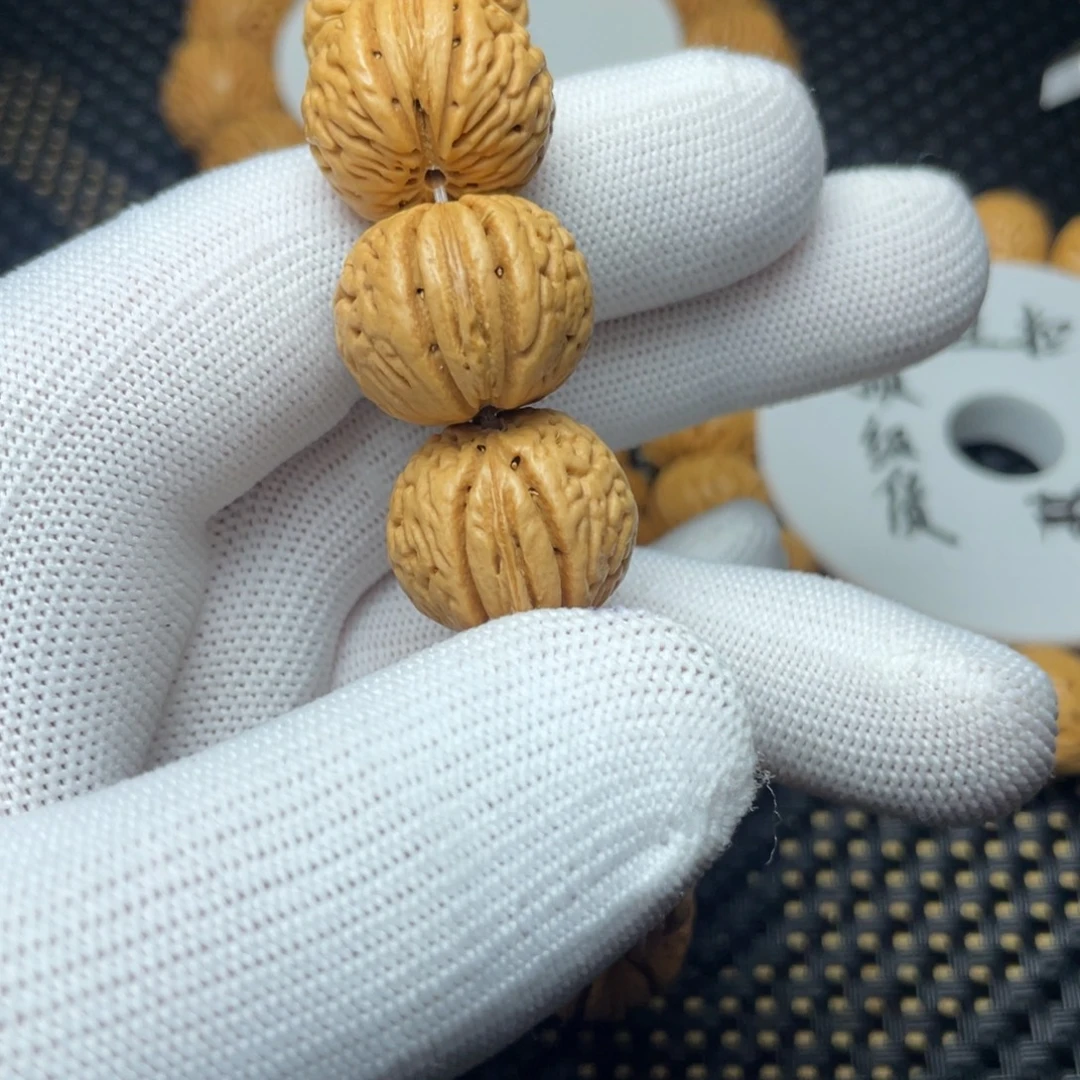 胖***笑大叶紫檀（黑酸枝木类）南瓜桃核，皮质好，密度大