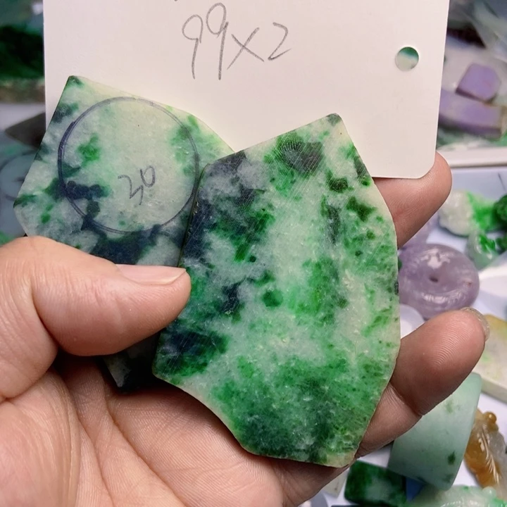 好***伴翡翠散珠天然翡翠A货挂件