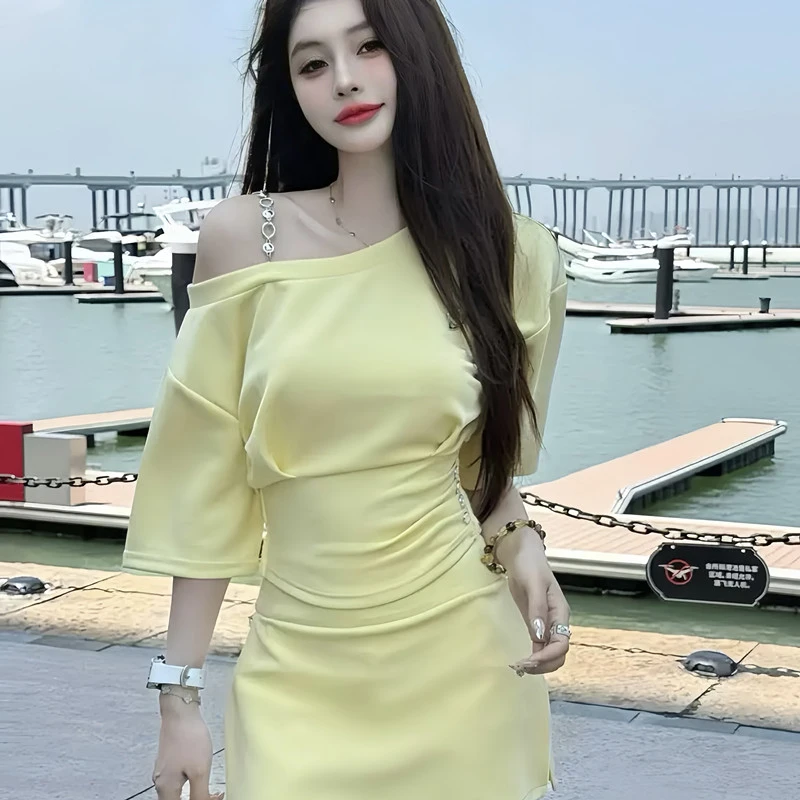 网红超火时尚套装女夏季纯欲风性感斜肩短袖休闲包臀裙收腰两件套