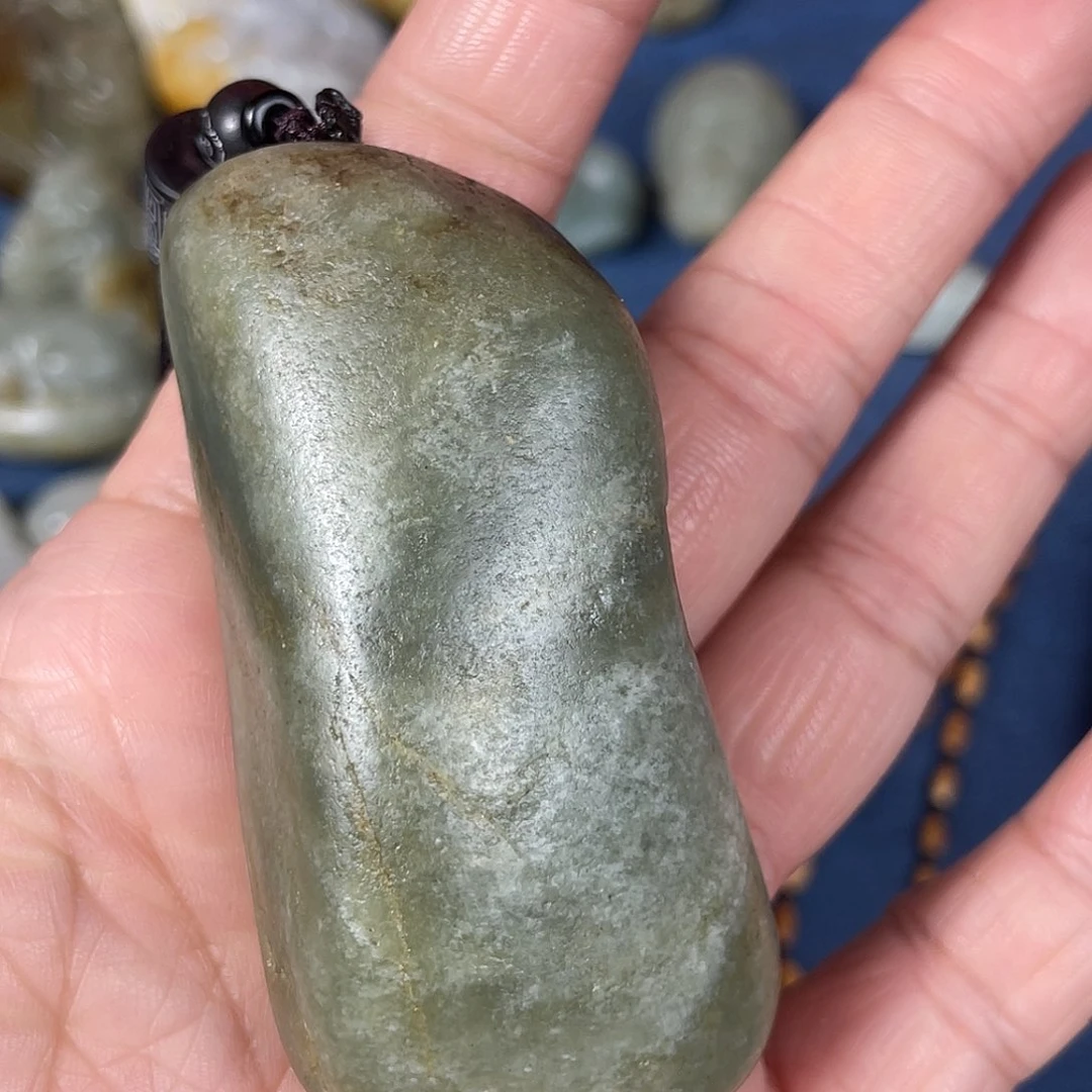 和田玉（糖玉）珠宝奇石未镶嵌医**图