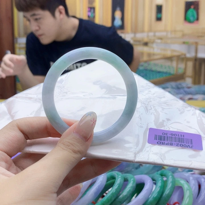 未镶嵌手镯翡翠000……