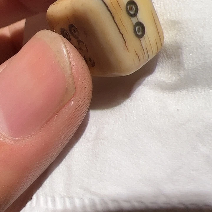 玻璃颈饰你在一起