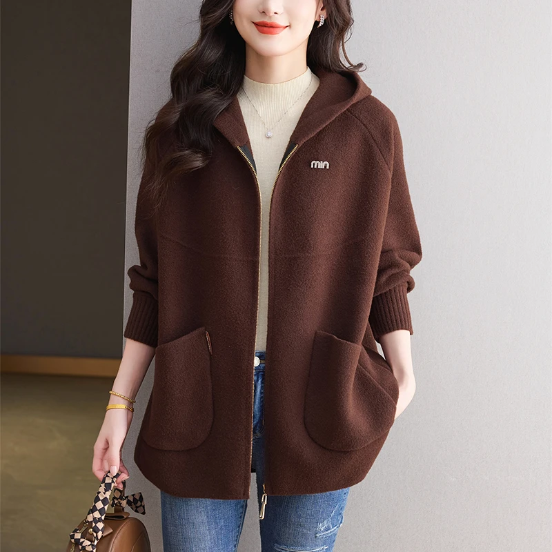 妈妈毛呢外套中长款遮屁股上衣显瘦洋气宽松大码连帽开衫时尚高档